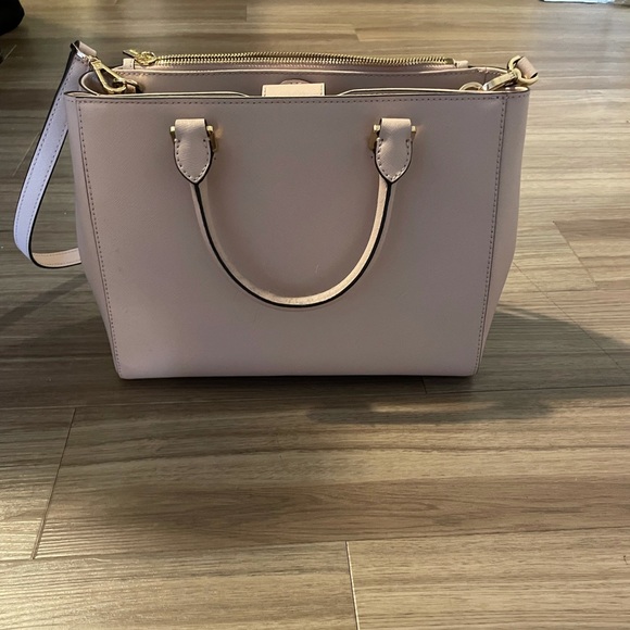 Michael Kors cream over the shoulder purse - Picture 2 of 7